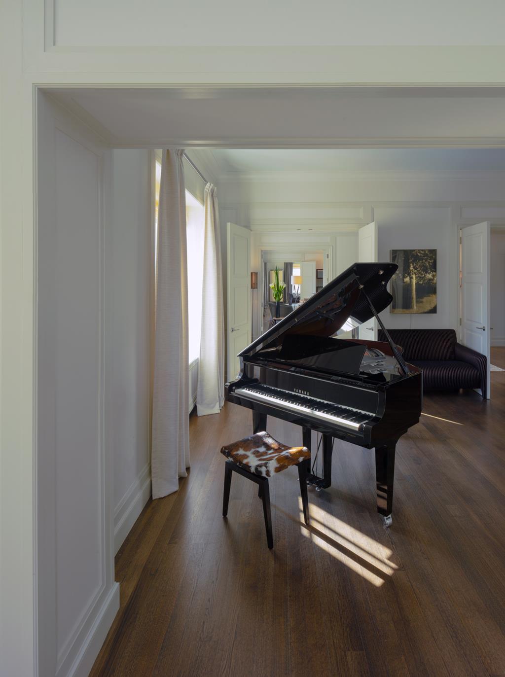 Grand Piano of the Penthouse Suite