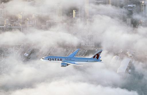 Qatar Airways Boeing 777-200LR over Auckland