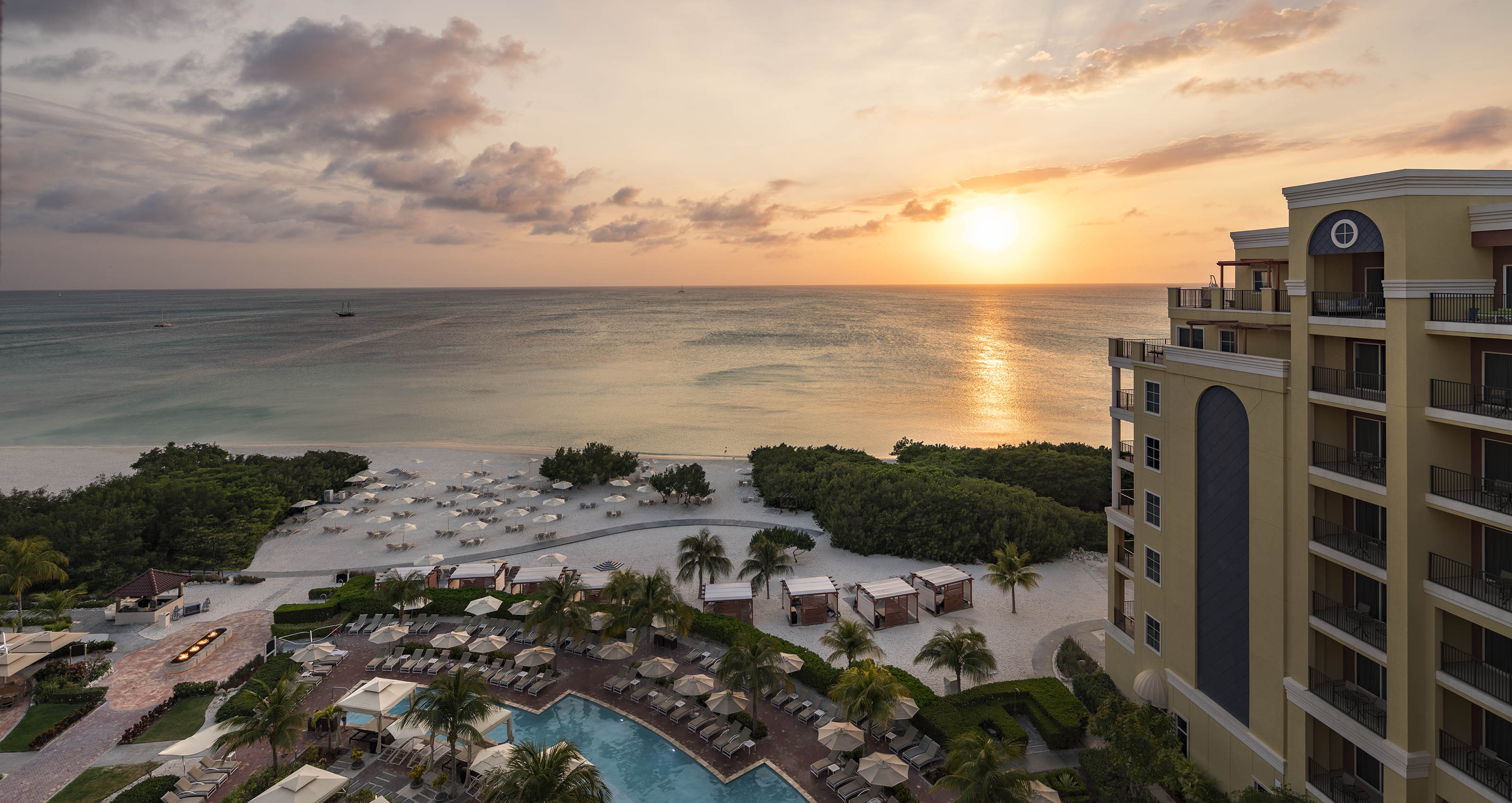 The Ritz-Carlton, Aruba - Fine Hotels & Resorts Showcase ...