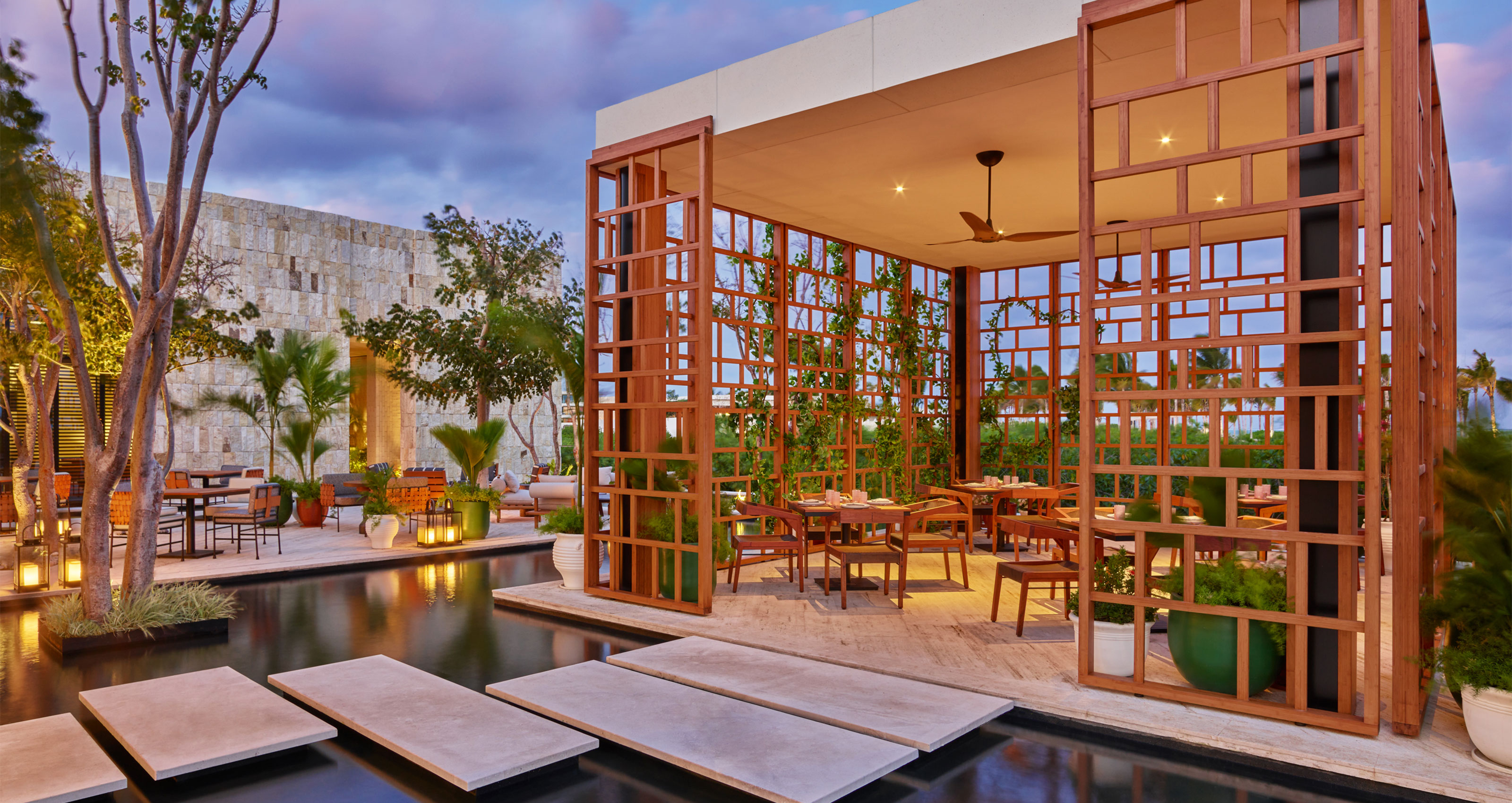 Dining Riviera Style at The St. Regis Kanai | Centurion Magazine - Vimarsana News